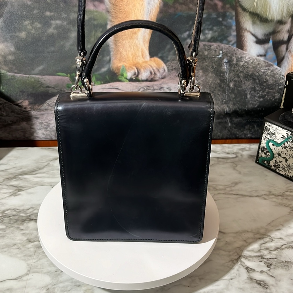 Gucci Black Crossbody Bag - Picture 4 of 16